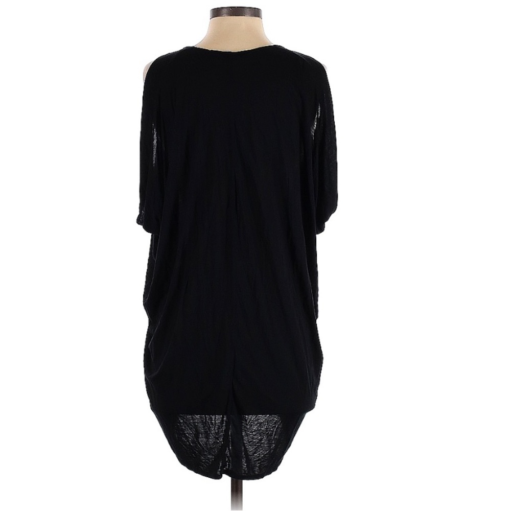 BCBGMaxAzria Top - Picture 2 of 2